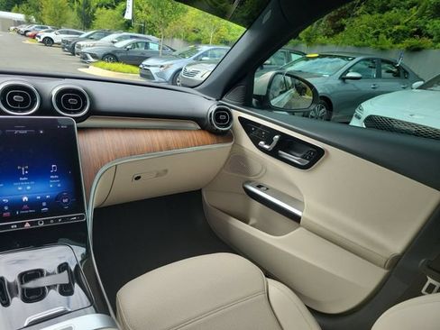 Used 2022 Mercedes-Benz C 300 Sedan image 9