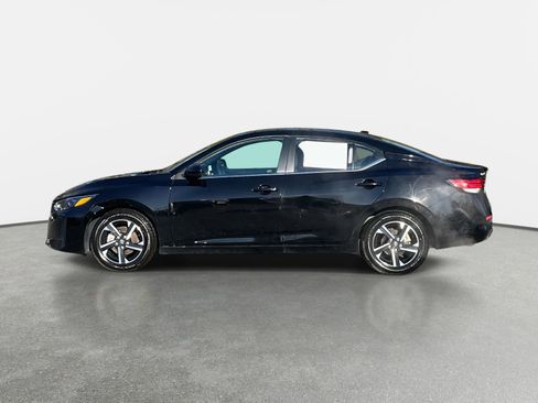 Used 2024 Nissan Sentra SV image 8