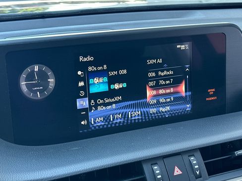 Used 2021 Lexus ES 300h w/ Premium Package FWD image 18