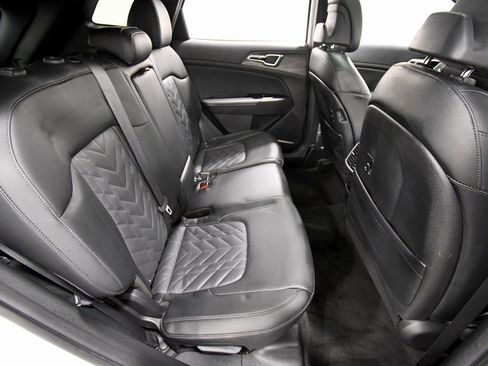 Certified 2023 Kia Sportage X-Line w/ X-Line Premium Package image 17