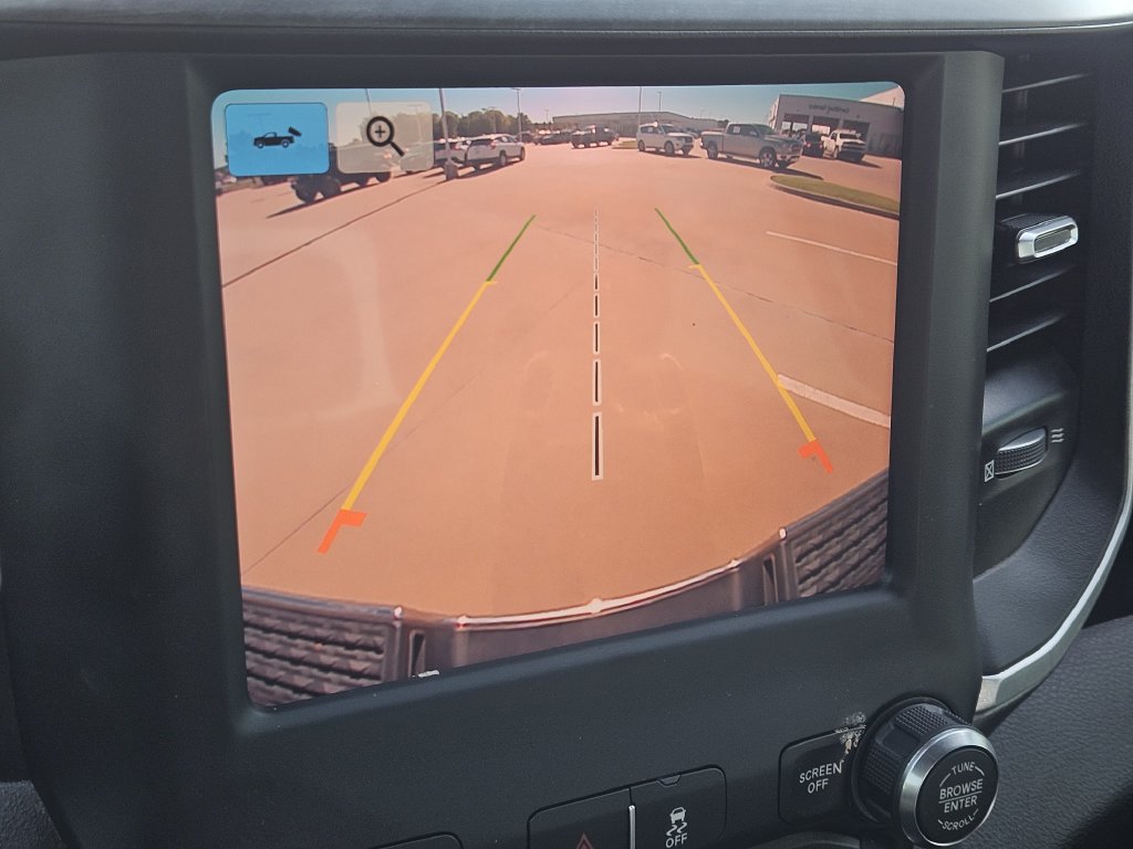 Used 2022 RAM 2500 Big Horn AWD/4WD image 18