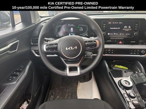 Certified 2024 Kia Sportage LX image 9