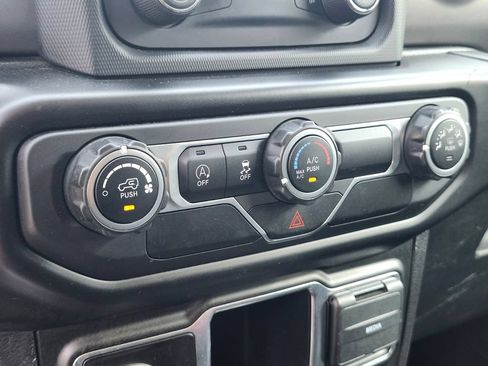 Used 2021 Jeep Wrangler Unlimited Sport AWD/4WD image 21