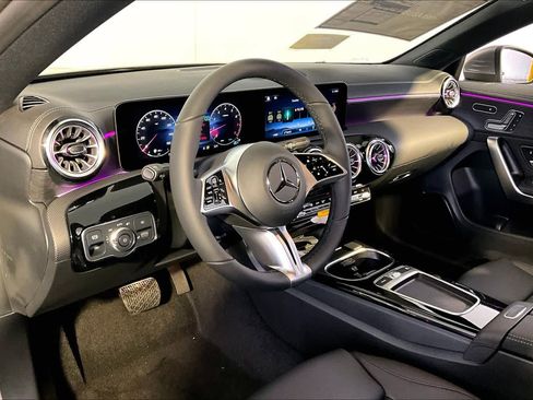 New 2026 Mercedes-Benz CLA 250 4MATIC image 9