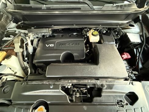 Used 2017 Nissan Pathfinder S image 35