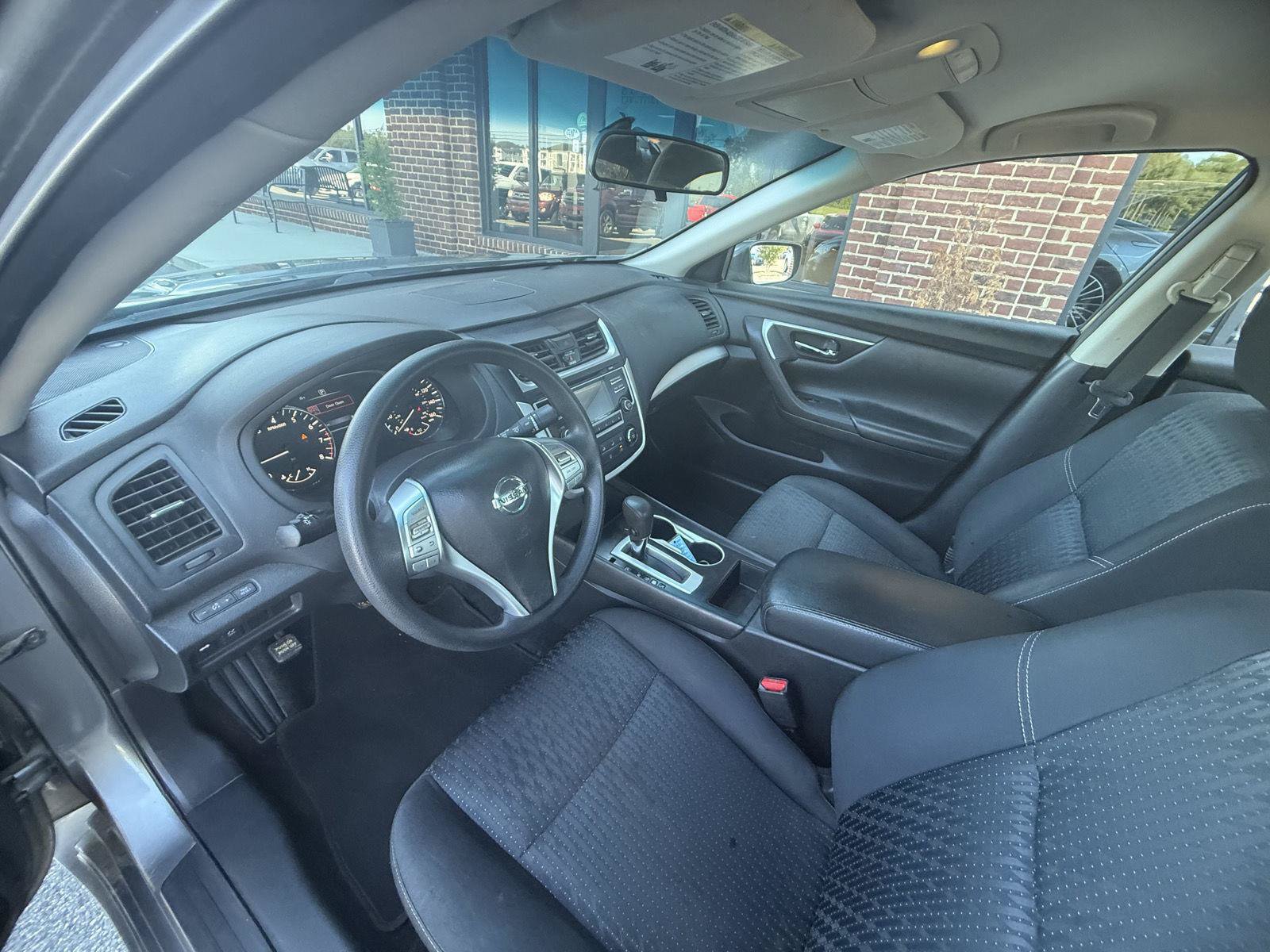 Used 2016 Nissan Altima 2.5 S w/ Power Driver Seat Package FWD image 13