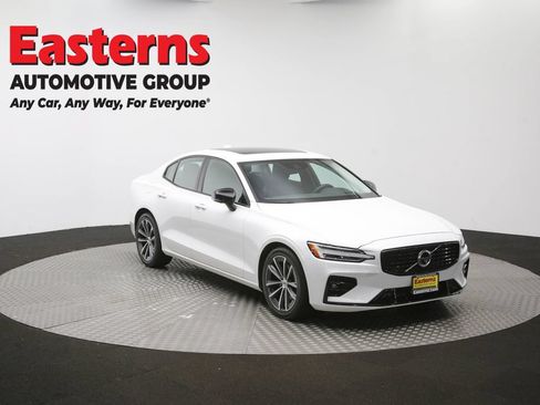 Used 2022 Volvo S60 B5 Inscription FWD image 50