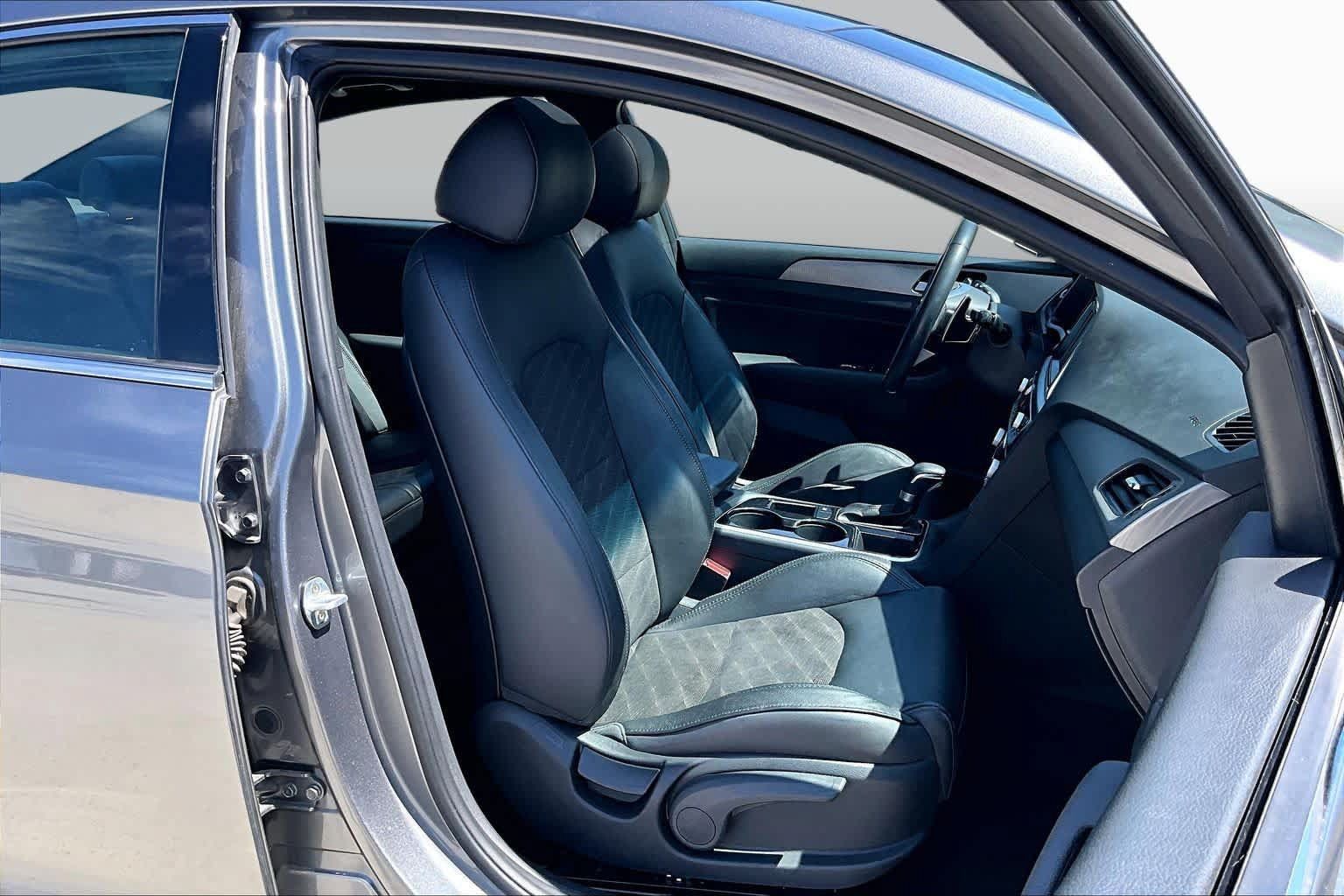 Used 2018 Hyundai Sonata Sport FWD image 9