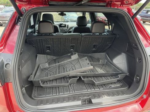 Used 2023 Chevrolet Equinox RS w/ RS Leather Package image 24
