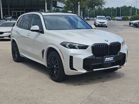 Used 2026 BMW X5 sDrive40i w/ M Sport Package image 3