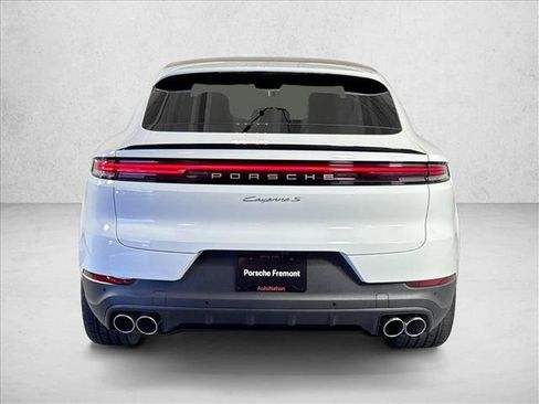 New 2026 Porsche Cayenne S AWD/4WD image 10