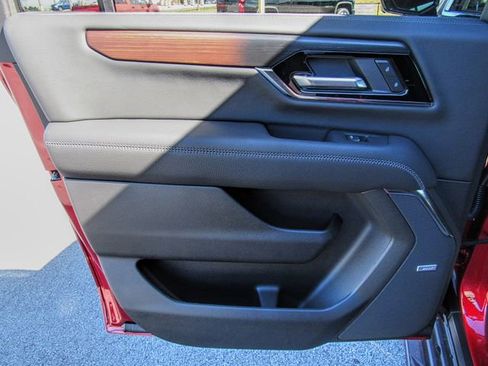 New 2026 GMC Yukon XL Denali image 15