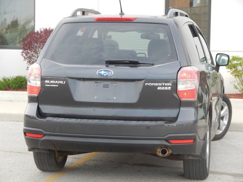Used 2015 Subaru Forester 2.5i Premium w/ All-Weather Package AWD/4WD image 16