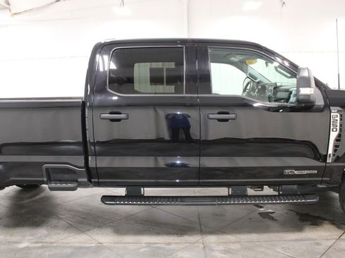 Used 2024 Ford F250 XLT image 11