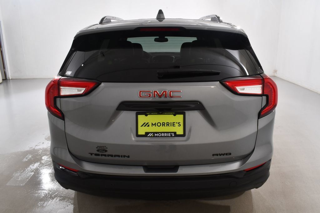 Used 2024 GMC Terrain SLT w/ Tech Package AWD/4WD image 13