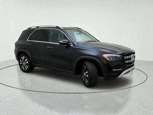 Used 2026 Mercedes-Benz GLE 450e 4MATIC image 5