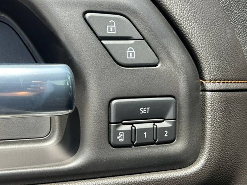 Used 2021 GMC Sierra 1500 AT4 w/ AT4 Premium Package AWD/4WD image 28