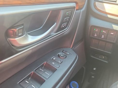 Used 2021 Honda CR-V Touring image 14