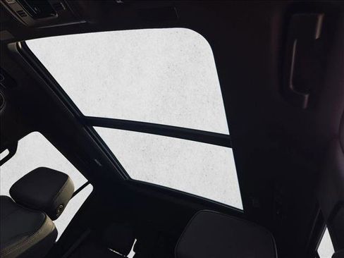 Used 2026 Chevrolet Tahoe RST w/ Comfort Package image 15