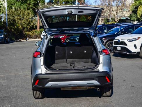 Certified 2023 Toyota Corolla Cross LE image 31