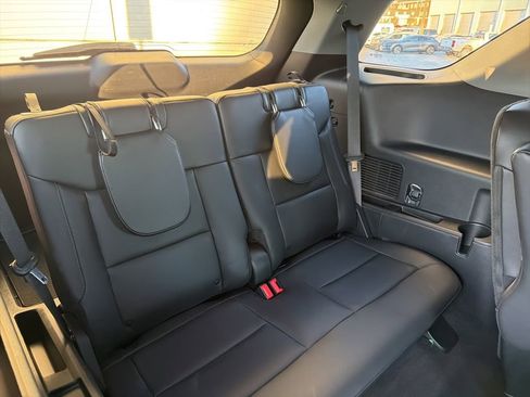 Certified 2023 Ford Explorer XLT w/ Equipment Group 202A image 29