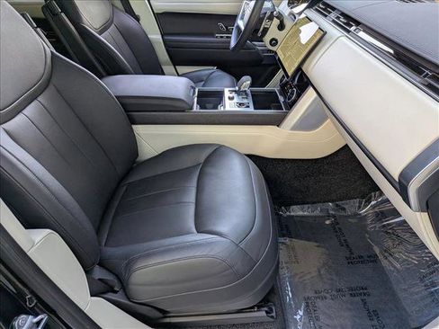 Certified 2023 Land Rover Range Rover SE AWD/4WD image 22
