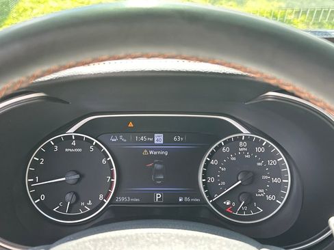 Used 2023 Nissan Maxima SR w/ Sport Mat Group FWD image 16