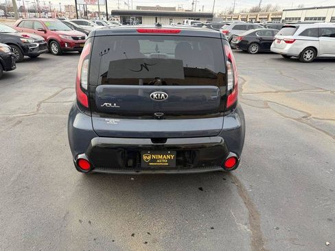 Used 2016 Kia Soul + FWD image 5