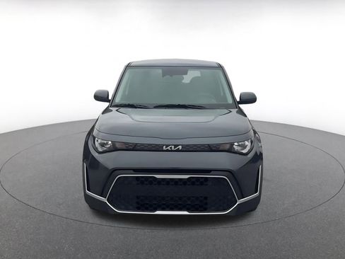 Used 2025 Kia Soul LX w/ LX Technology Package image 4