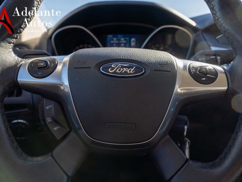 Used 2014 Ford Focus SE w/ Equipment Group 201A image 11