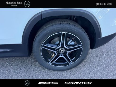 New 2026 Mercedes-Benz GLB 250 image 11