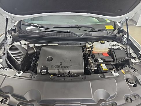 Used 2023 Chevrolet Traverse LT w/ LPO, Floor Liner Package AWD/4WD image 37