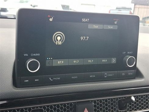 Used 2024 Honda Civic EX-L image 17