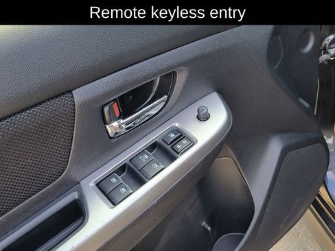 Used 2016 Subaru Crosstrek 2.0i Premium image 18