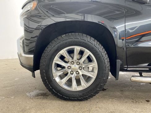 Used 2020 Chevrolet Silverado 1500 LTZ w/ LTZ Premium Package image 11