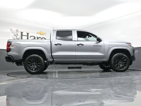 New 2026 Chevrolet Colorado W/T w/ WT Custom Package AWD/4WD image 31