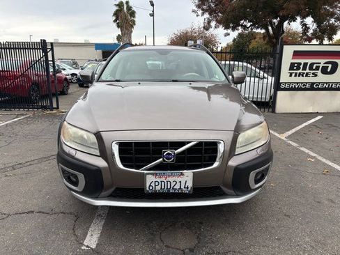 Used 2008 Volvo XC70 3.2 AWD/4WD image 2