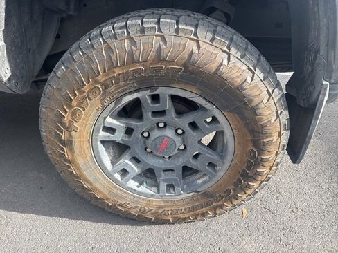 Certified 2022 Toyota Tacoma TRD Sport image 2