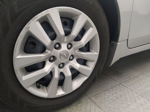 Used 2015 Nissan Altima 2.5 S w/ Power Driver Seat Package FWD image 31