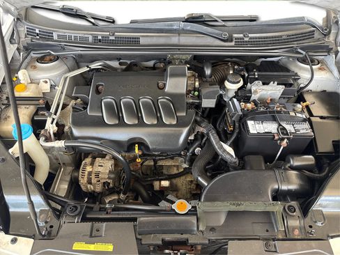 Used 2012 Nissan Sentra 2.0 SR w/ Convenience Pkg FWD image 13