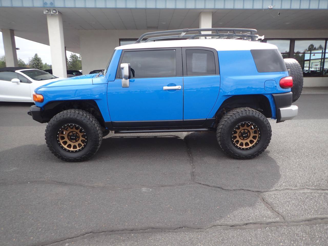 Used 2007 Toyota FJ Cruiser 4WD image 2