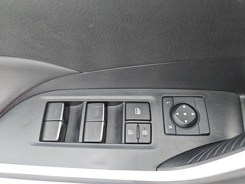 Used 2024 Toyota RAV4 XLE AWD/4WD image 26