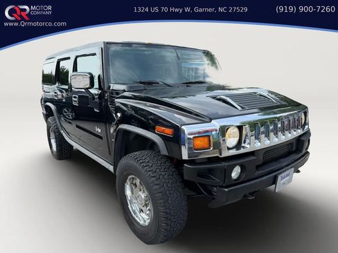 Used 2004 HUMMER H2 SUT w/ Preferred Equipment Group AWD/4WD image 1