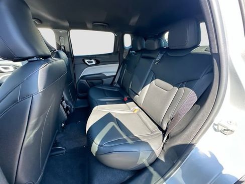 New 2026 Jeep Compass Limited AWD/4WD image 25