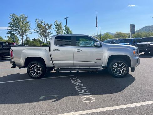 Used 2016 GMC Canyon SLE w/ All Terrain Package AWD/4WD image 2