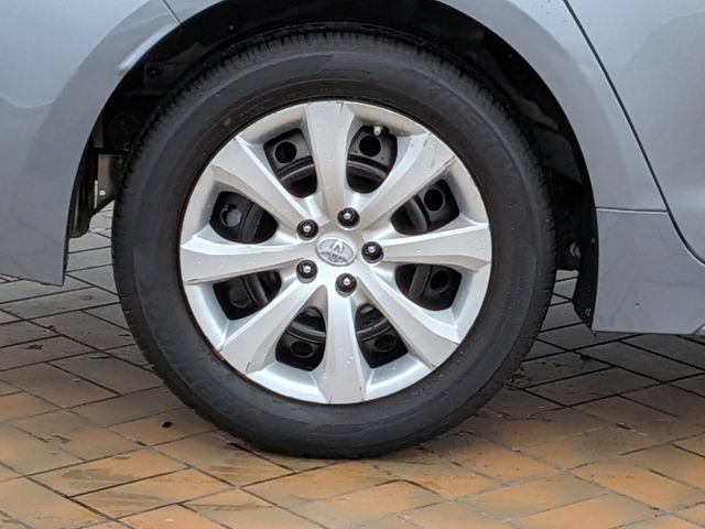 Used 2023 Toyota Corolla LE FWD image 10