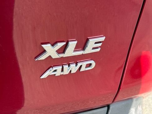 Used 2023 Toyota RAV4 XLE AWD/4WD image 16