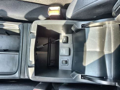 Used 2016 Honda CR-V SE image 27