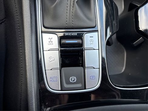 Certified 2025 Hyundai Tucson SE image 31