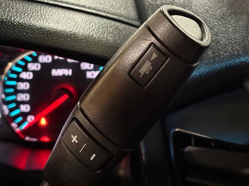 Used 2015 Chevrolet Tahoe LS AWD/4WD image 37